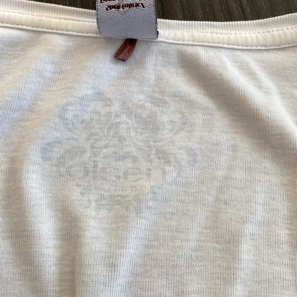 Olsen ladies T shirt made in India of 100% cotton. Size 4. - Picture 9 of 9